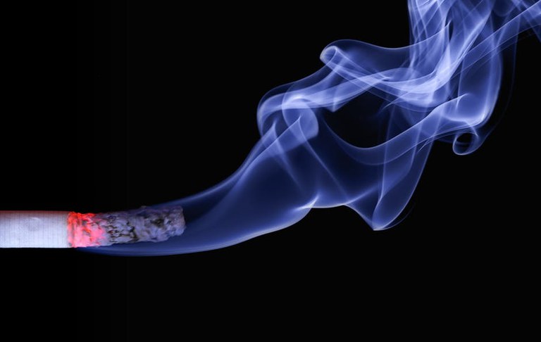 cigarette-smoke-embers-ash-70088.jpg