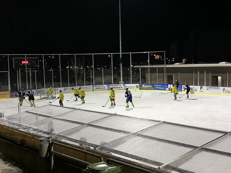 Eishockeyderby (9).jpg